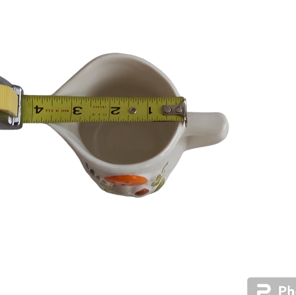 Vintage mushroom motif ceramic creamer - Picture 8 of 8